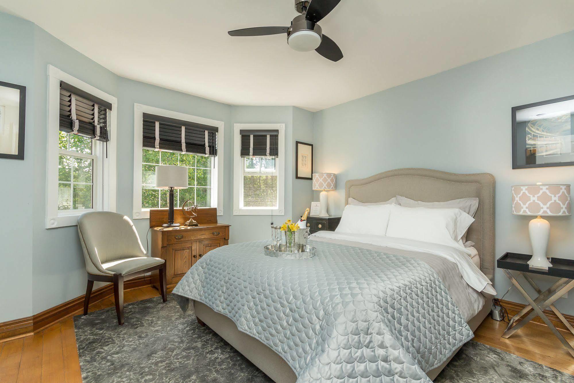 Craigleith Manor Bed & Breakfast Collingwood Extérieur photo